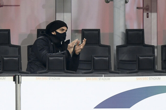 ac-milan-v-acf-fiorentina-serie-a