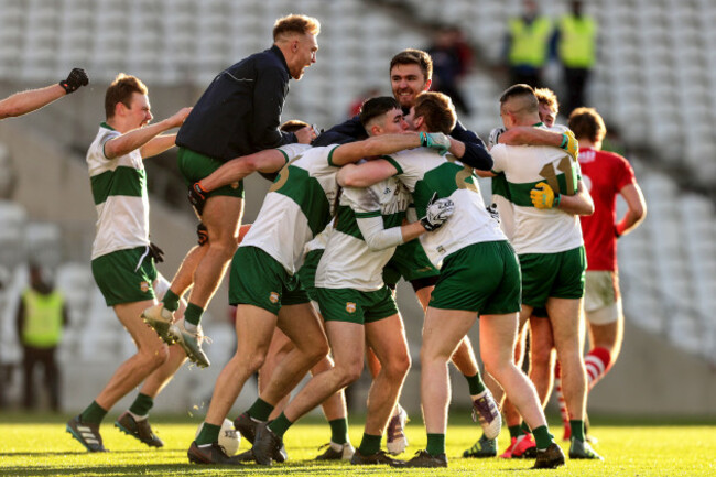 tipperary-players-celebrate-at-the-final-whistle