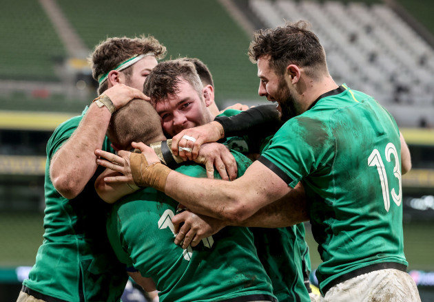 keith-earls-celebrates-after-scoring-a-try-with-peter-omahony