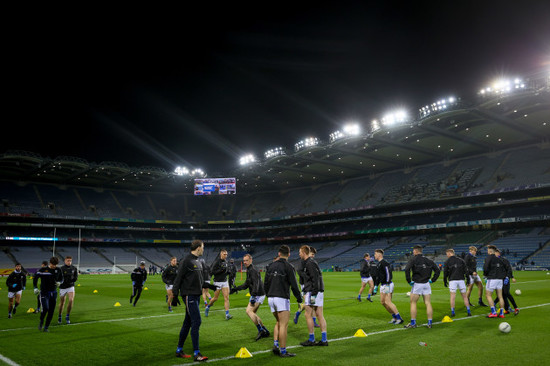 the-cavan-team-warm-up