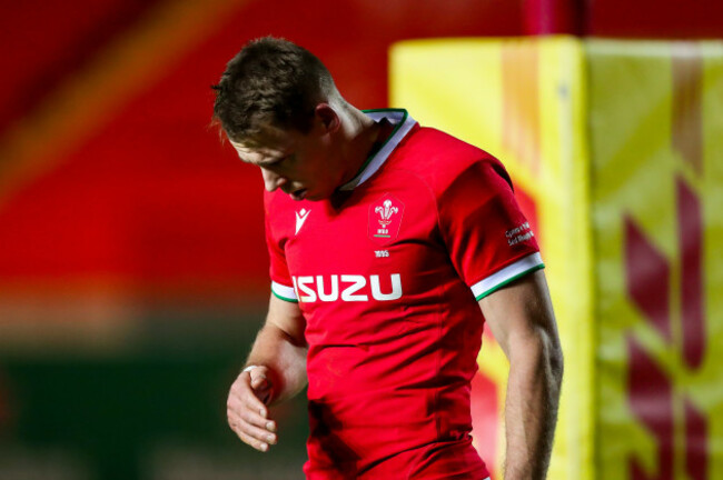 liam-williams-goes-off-injured