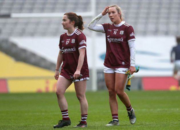 shauna-molloy-and-megan-glynn-dejected-at-the-end-of-the-game
