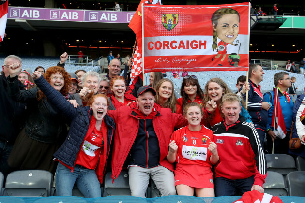 libby-coppinger-celebrates-winning-with-her-friends-and-family