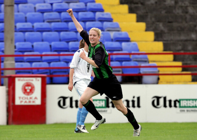 ruth-comerford-celebrates-her-goal