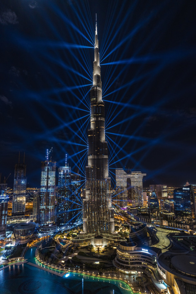 uae-new-years-eve-at-burj-khalifa