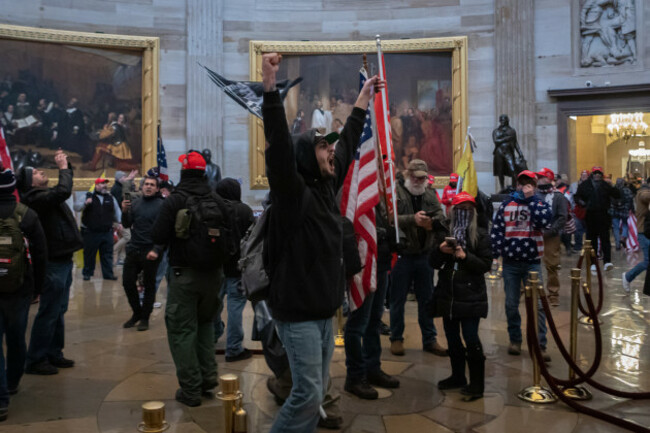 ny-pro-trump-supporters-breach-the-u-s-capitol-building