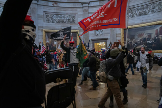 ny-pro-trump-supporters-breach-the-u-s-capitol-building