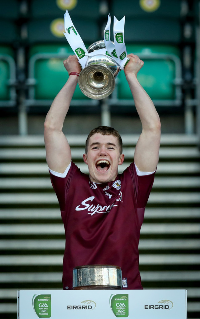 jack-glynn-lifts-the-trophy-as-galway-are-eirgrid-gaa-all-ireland-under-20-champions