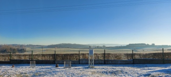 Met-Eireann-Climate-Station-472-Durrow-Laois-Winter-Snow-2021