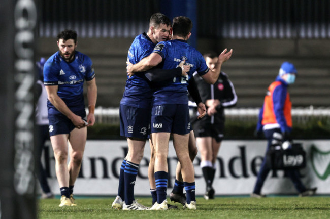 johnny-sexton-celebrates-after-the-game-with-hugo-keenan