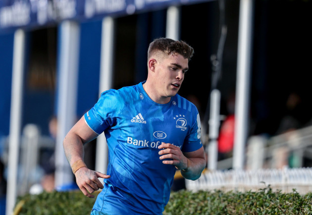 garry-ringrose-leaves-the-field-due-to-injury