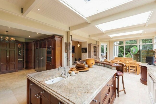 MjgyZDIzYjc3NzcyNmZkMjc4MGIxZTdlZDg2ZjE4N2TnD_EV-3eUIe9dwCYJ0Oq9aHR0cHM6Ly9zMy1ldS13ZXN0LTEuYW1hem9uYXdzLmNvbS9tZWRpYW1hc3Rlci1zM2V1L2MvNC9jNGY0NGNmNTAxYTQxOGNkYjIyYmQ5NGMzNDJiMWU1ZS5qcGd8fHwxMjAwfHx8fHx8fA==