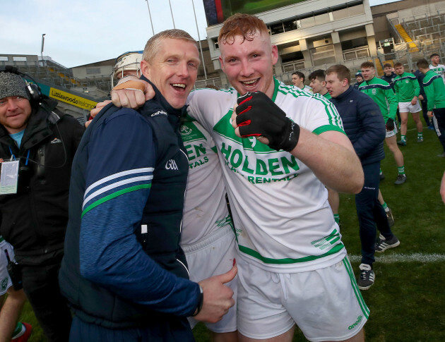 henry-shefflin-and-patrick-mullen-celebrate-after-the-game