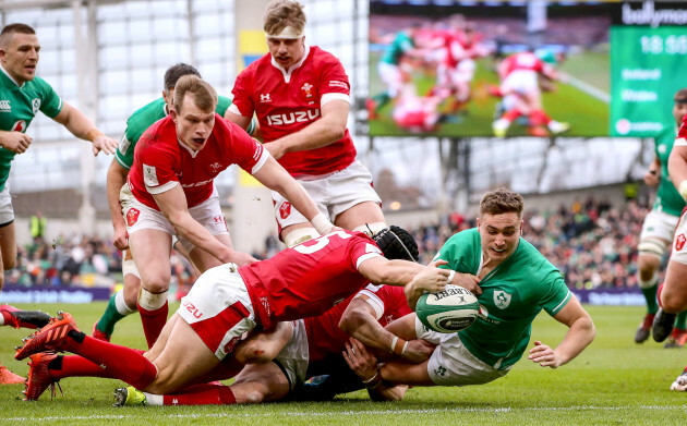 jordan-larmour-scores-the-first-try