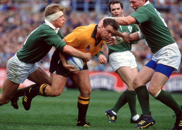 tony-daly-tackled-by-brian-robinson-and-neil-francis