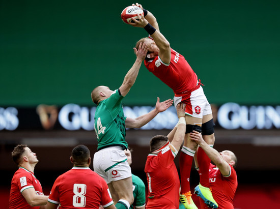 keith-earls-and-alun-wyn-jones