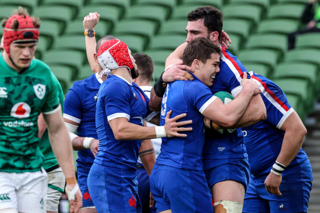 charles-ollivon-celebrates-after-scoring-a-try-with-antoine-dupont