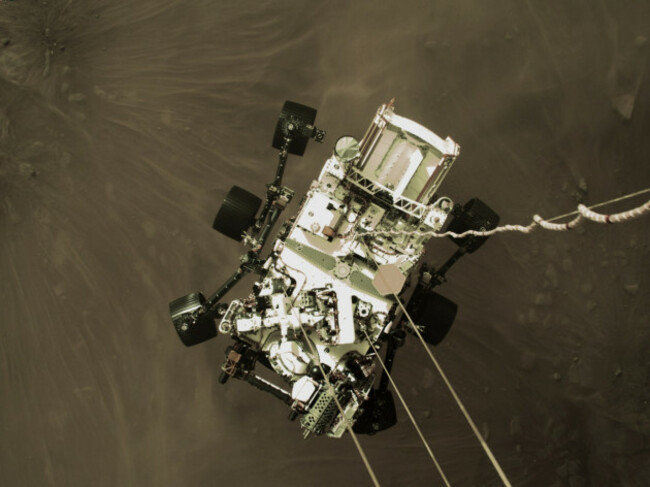 nasa-perseverance-rover-on-mars