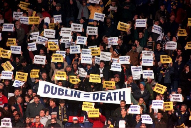 wimbledon-fans-protest