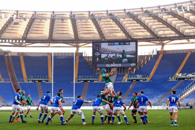 tadhg-beirne-in-a-line-out