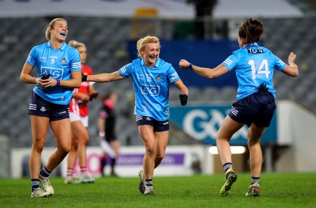 jennifer-dunne-carla-rowe-and-niamh-mcevoy-celebrate-at-the-final-whistle