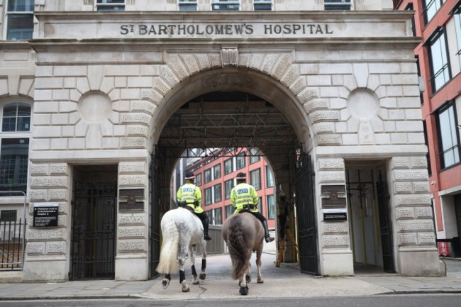 duke-of-edinburgh-admitted-to-hospital