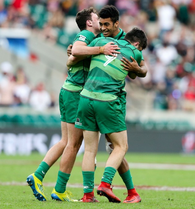 hugo-keenan-robert-baloucoune-and-jimmy-obrien-celebrate-as-the-final-whistle-blows