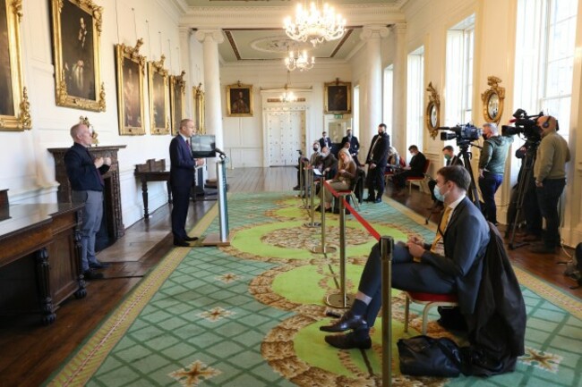 Taoiseach, Press Conference Dublin Castle 007