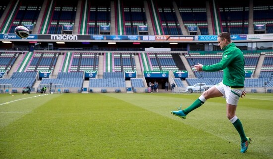johnny-sexton-during-the-warm-up