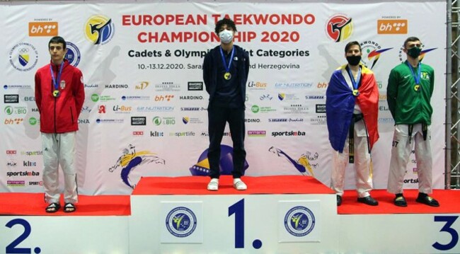 jack-woolley-is-presented-with-his-bronze-medal
