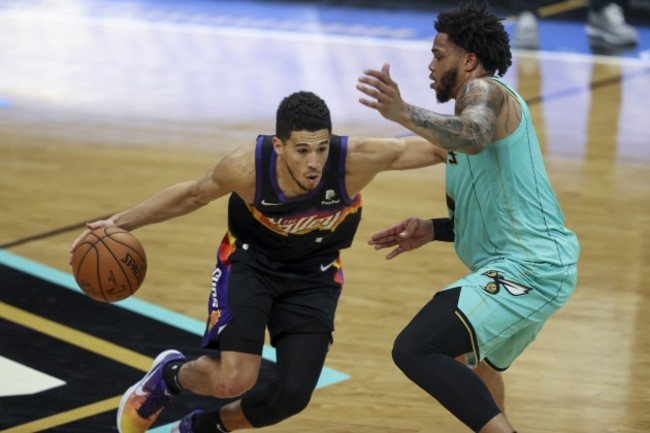 nba-phoenix-suns-at-charlotte-hornets