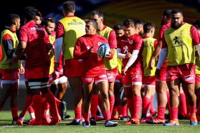 cheslin-kolbe-during-the-warm-up