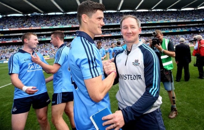 jim-gavin-and-diarmuid-connolly-celebrate-after-the-game