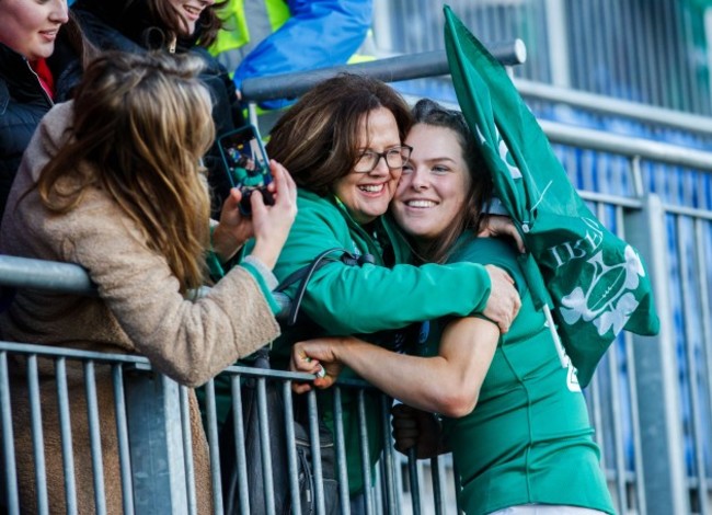 beibhinn-parsons-after-the-game-with-her-mother-evelyn