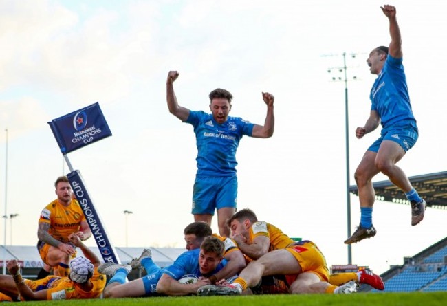 hugo-keenan-and-james-lowe-celebrate-as-jordan-larmour-scores-a-try