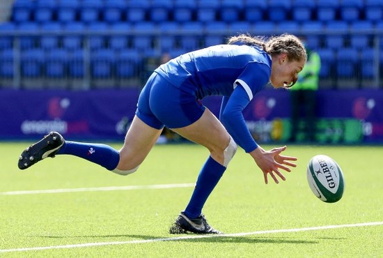 emilie-boulard-scores-a-try