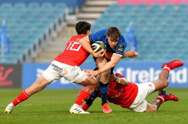 joey-carbery-tackles-garry-ringrose