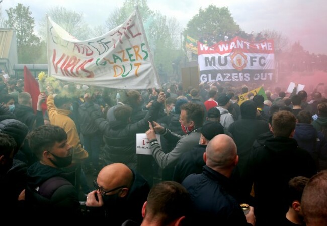 manchester-united-fan-protest-old-trafford
