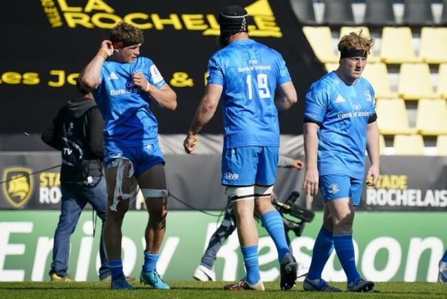 josh-van-der-flier-scott-fardy-and-james-tracy-dejected-after-there-game