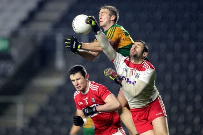 stephen-obrien-with-cork-goalkeeper-micheal-martin-and-maurice-shanley