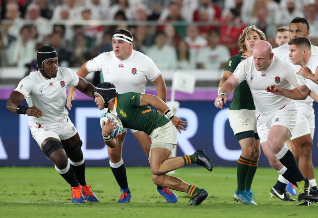 south-africas-cheslin-kolbe-watched-by-maro-itoje-jamie-george-and-dan-cole