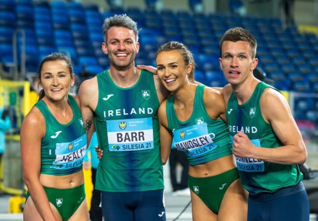 phil-healy-thomas-barr-sharlene-mawdsley-and-christopher-odonnell-celebrate-qualifying-for-the-olympics-in-tokyo