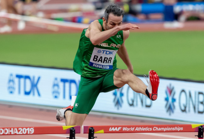 thomas-barr-running-in-the-semi-finals-of-the-mens-400m-hurdles