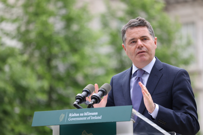 Minister Donohoe 004