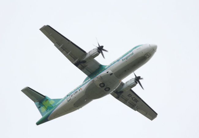 aeroplanes-at-dublin-airport