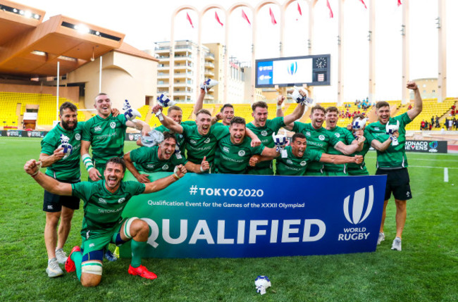 the-ireland-team-celebrate-qualifying-for-tokyo-2020