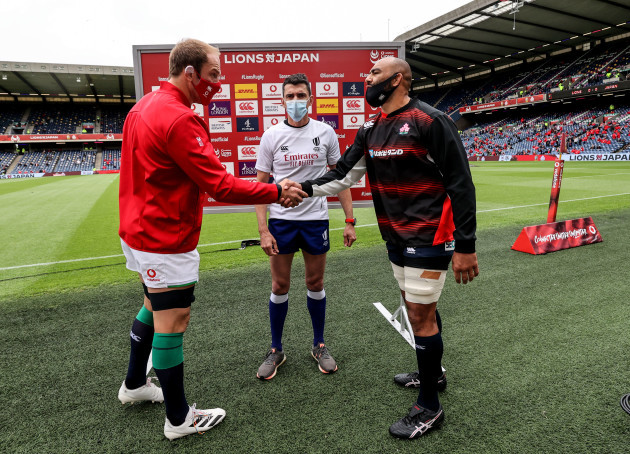 alun-wyn-jones-at-the-coin-toss-with-pascal-gauzere-and-michael-leitch