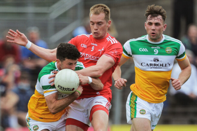 ruairi-mcnamee-and-jordan-hayes-with-ciaran-byrne