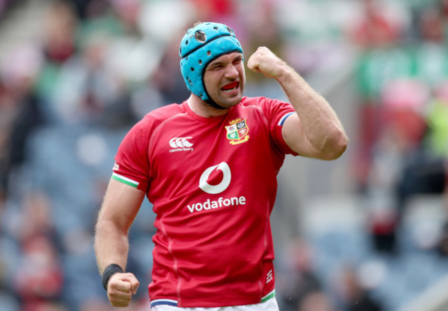 tadhg-beirne-celebrates-scoring-their-fourth-try