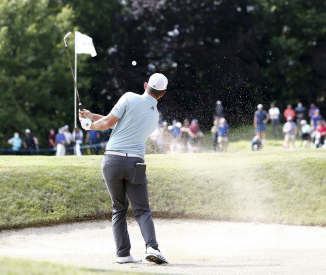 lucas-herbert-plays-from-the-10th-hole-green-side-bunker